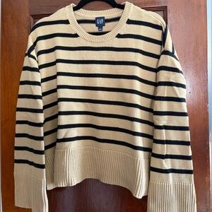 GAP Black and Tan Striped Pullover
